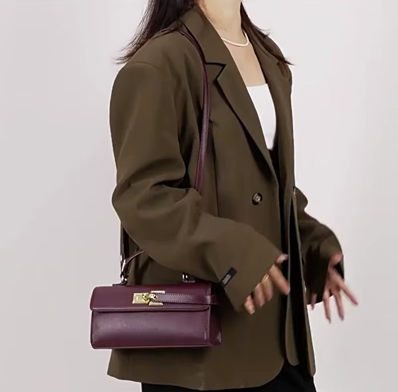 Luxury Brand Lock Design Tote Bag