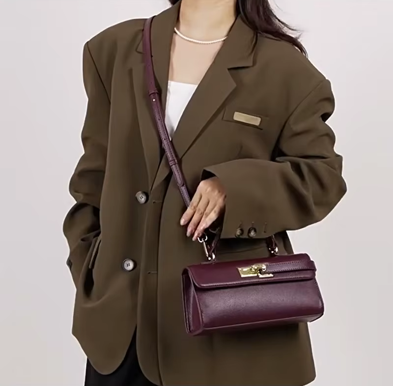 Luxury Brand Lock Design Tote Bag