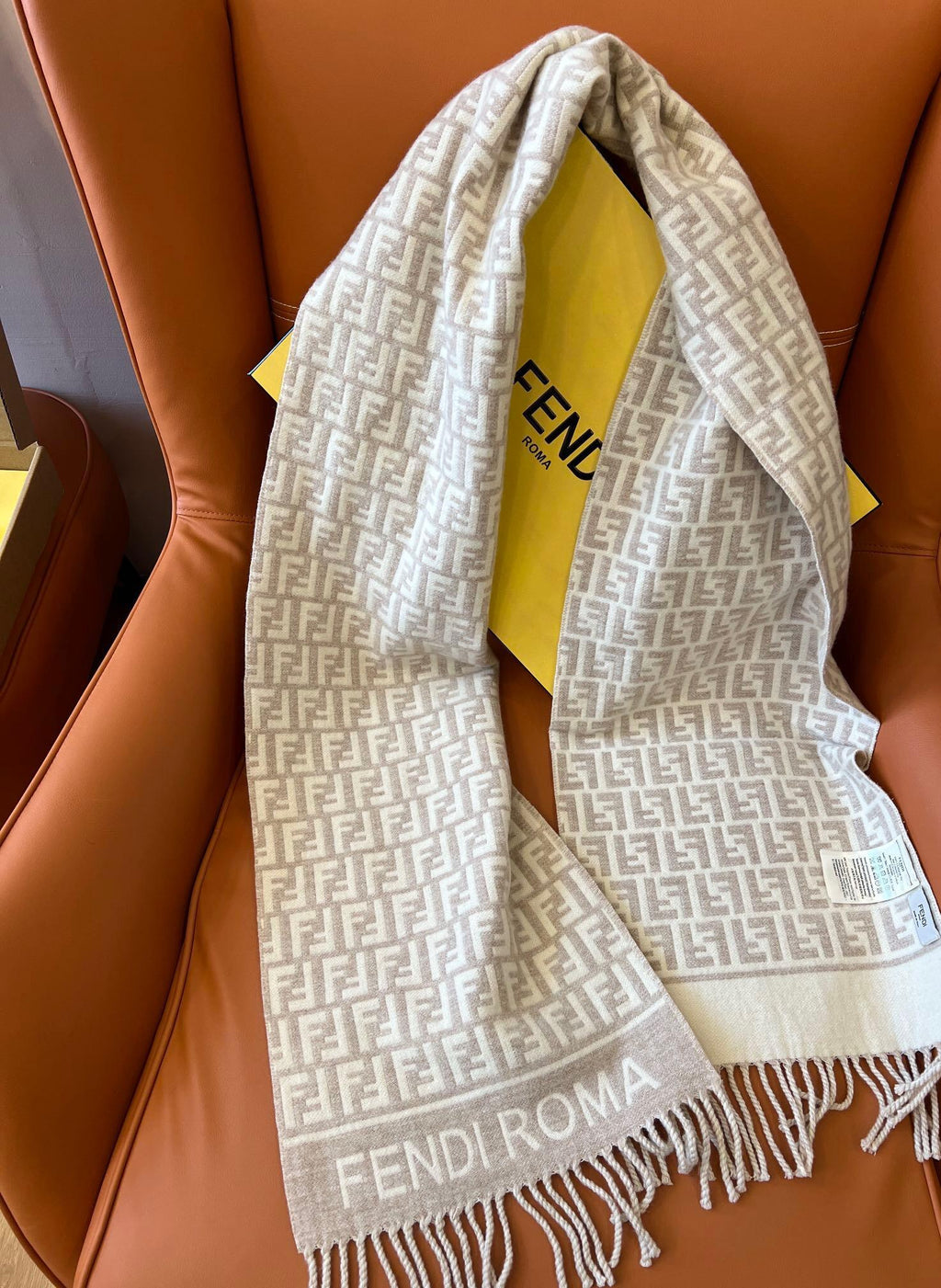 Light-tone geometric-textured knitted scarf, fringed-edge thermal shawl