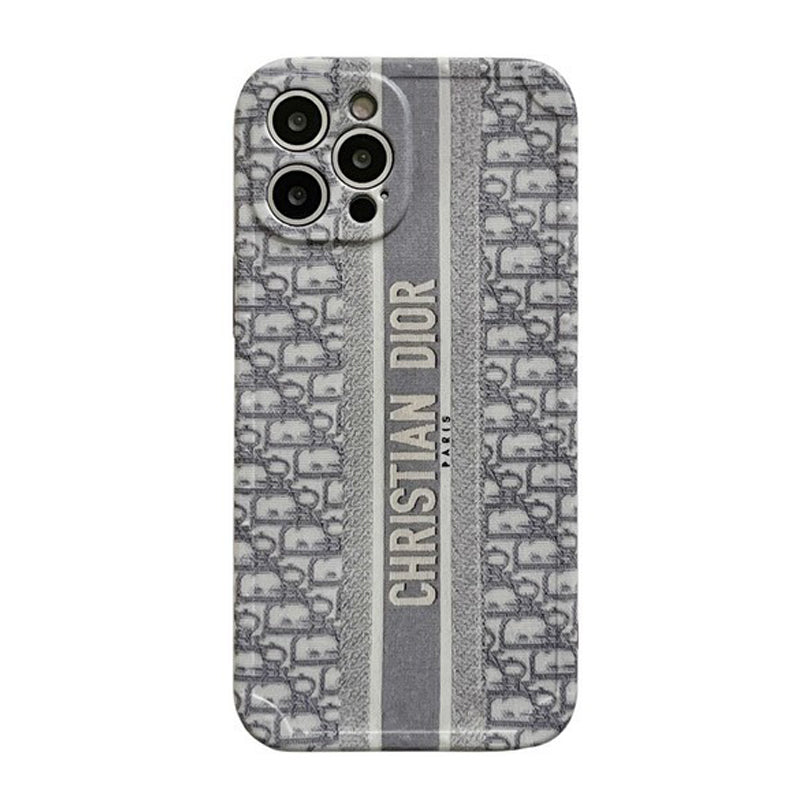 Modne, klasyczne etui na iPhone'a