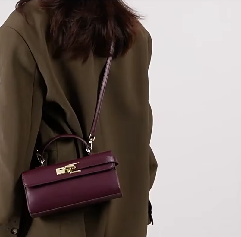 Luxury Brand Lock Design Tote Bag