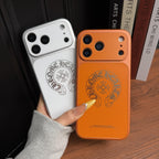 Custodia protettiva per iPhone con cuori cromati