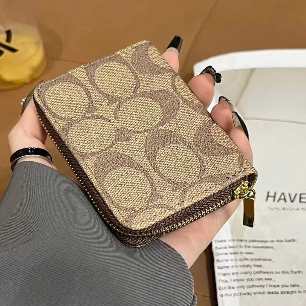 Luxusní kolekce peněženek na zip inspirovaná MK & CO