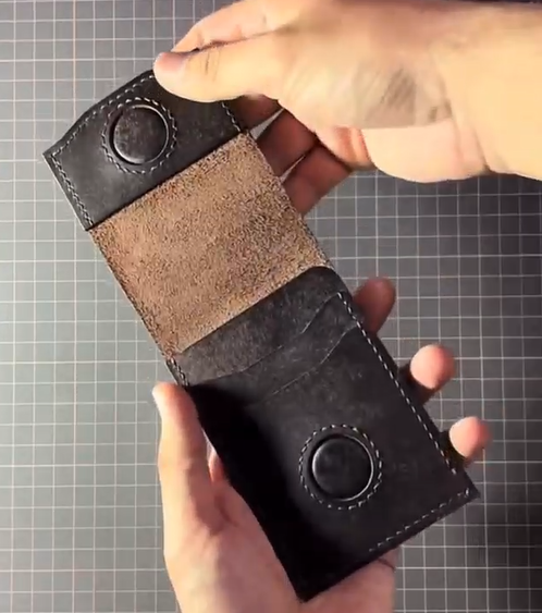 Vintage Handcrafted Full-Grain Leather Snap Wallet