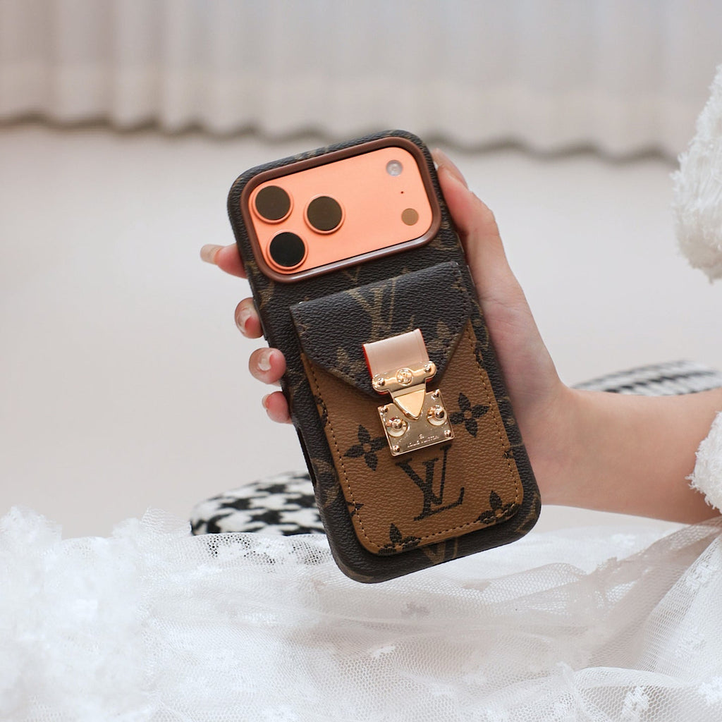 Étui pour iPhone avec poche pour cartes en cuir d'inspiration luxe