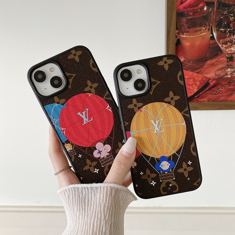 بالون فاخر & غطاء iPhone من الجلد على شكل قلب