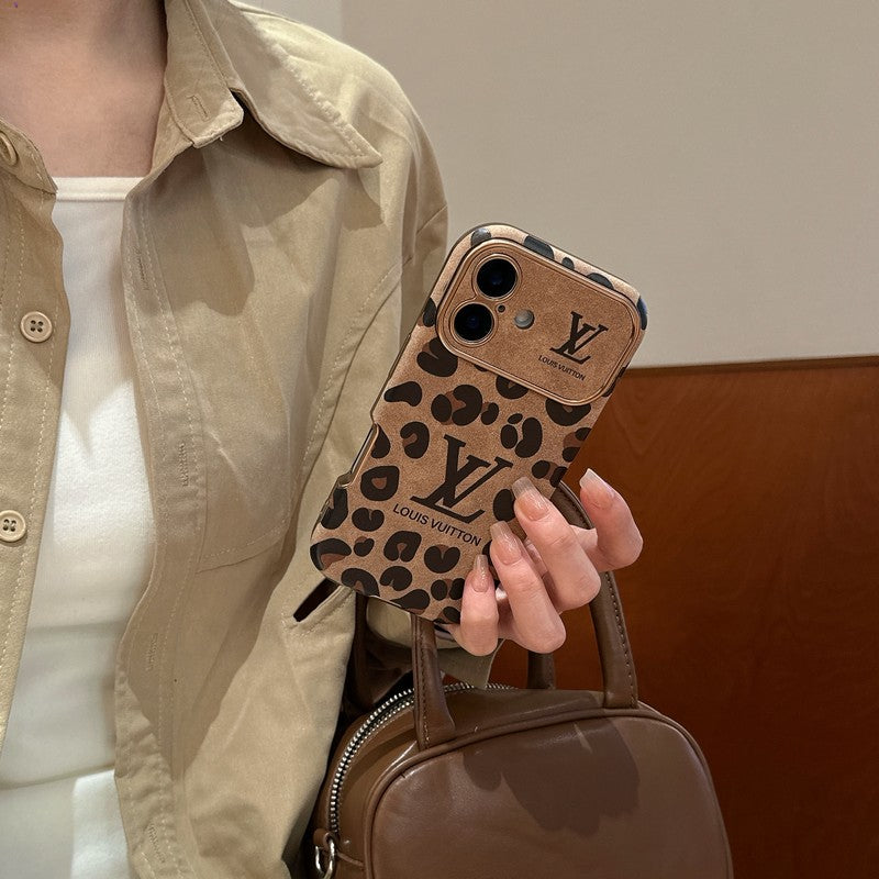 Luxuriöse braune iPhone-Hülle aus lilafarbenem Leder