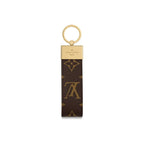 1V key chain-711