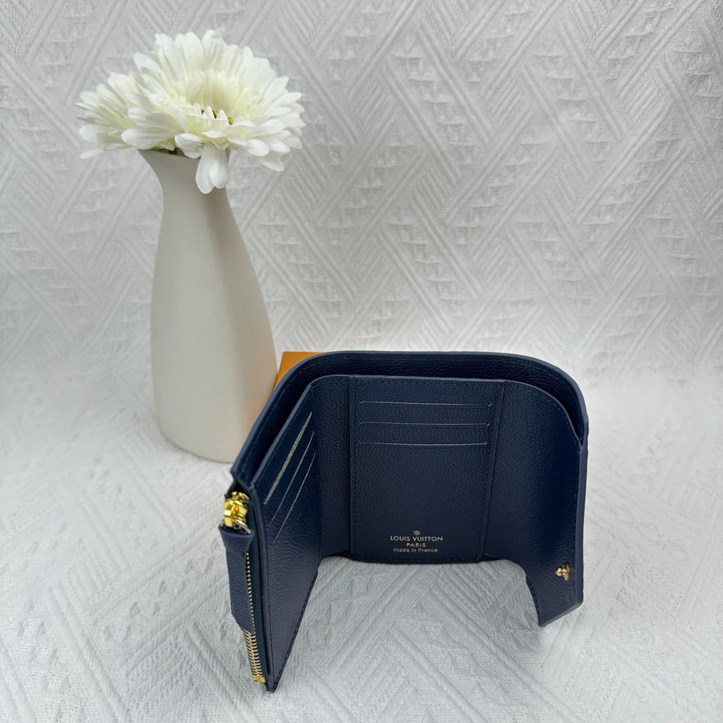 L-Luxurious Fashion Wallet – Sophisticated and Functional