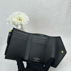 L-Luxurious Fashion Wallet – Sophisticated and Functional