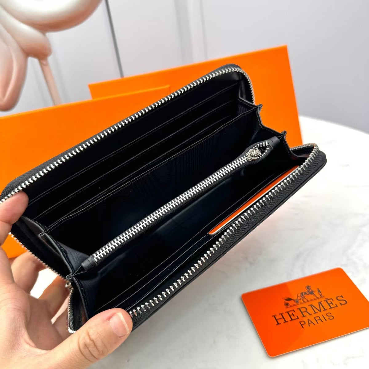 H Schwarz Embossed Leder Geldbörse – Ansicht 5