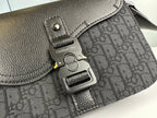Classic Leather Crossbody Bag – Minimalist Design, Maximum Function