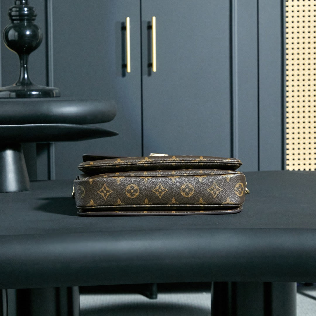 Dark Brown 2-in-1 Top-Handle & Crossbody Bag 010