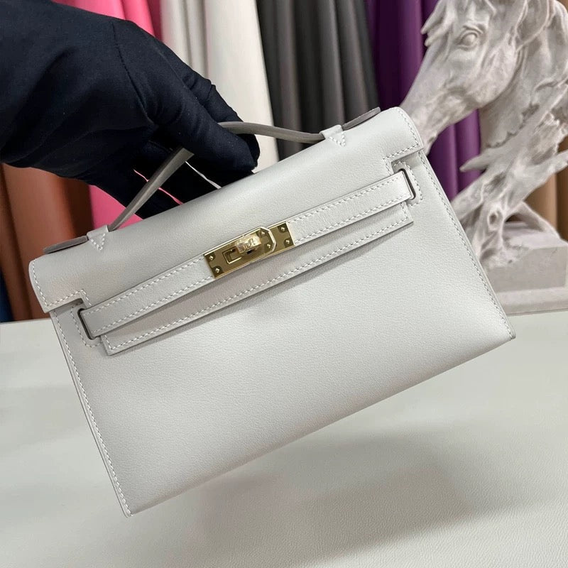Timeless Top-Handle Bag 040