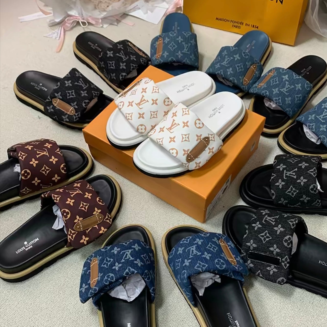 Trendy adjustable platform slippers with velcro straps
