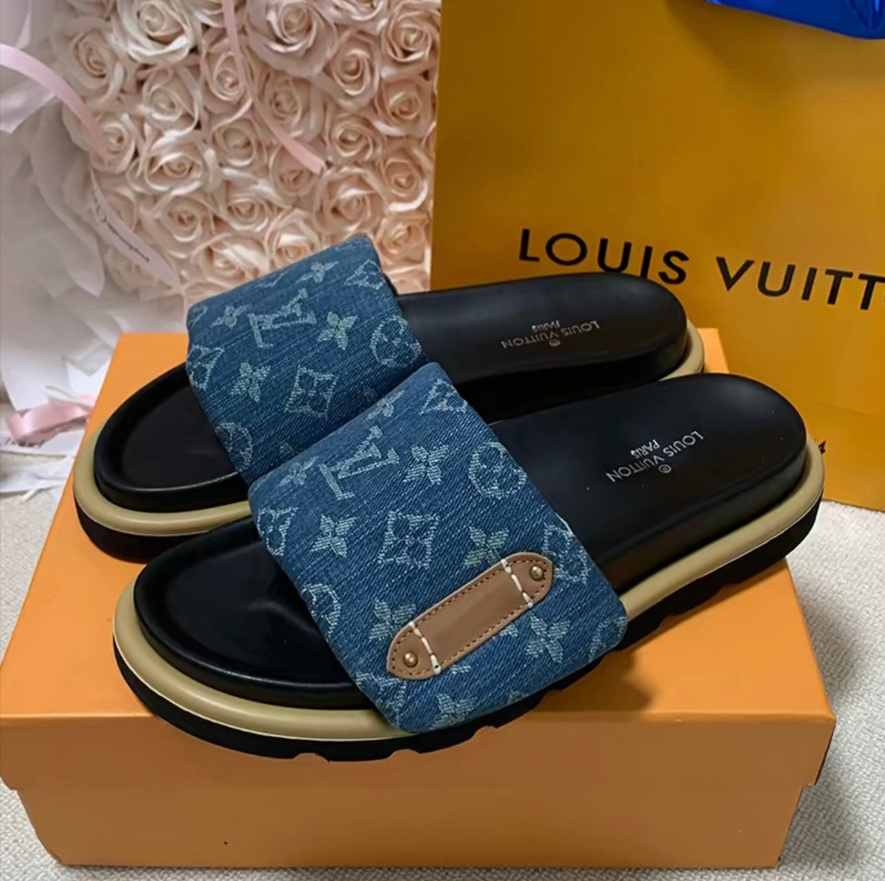 Trendy adjustable platform slippers with velcro straps
