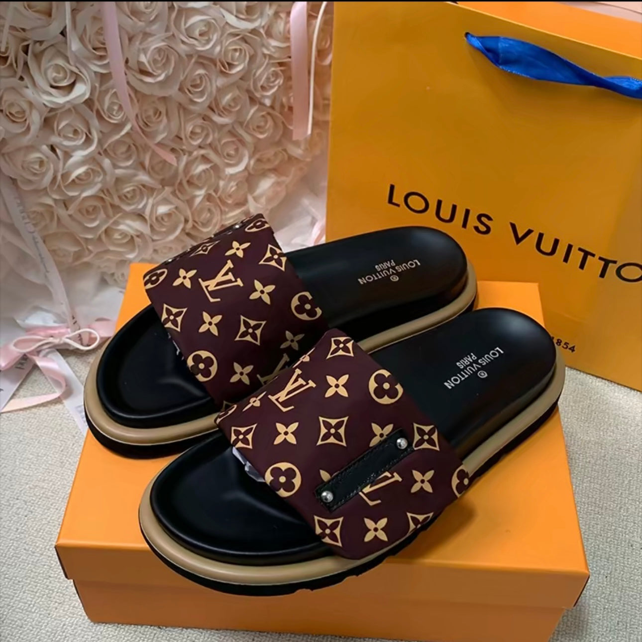 Trendy adjustable platform slippers with velcro straps