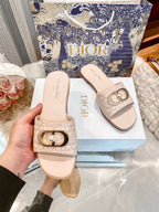 High-end diamond-quilted single-strap flat slides with pearl rings