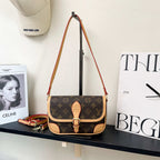 Vintage-Inspired Box Hand bag