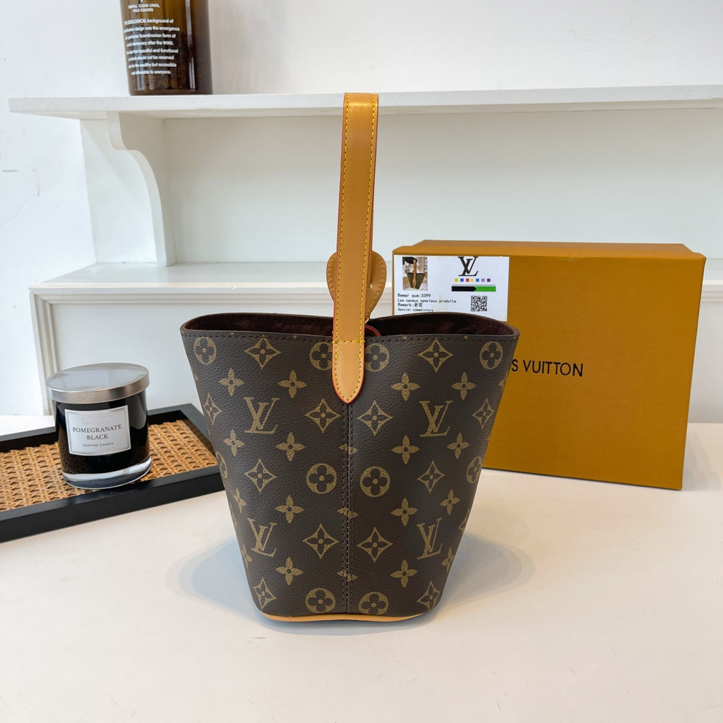 All In Mini Shoulder Bag | Stylish Compact Handbag with Adjustable Strap