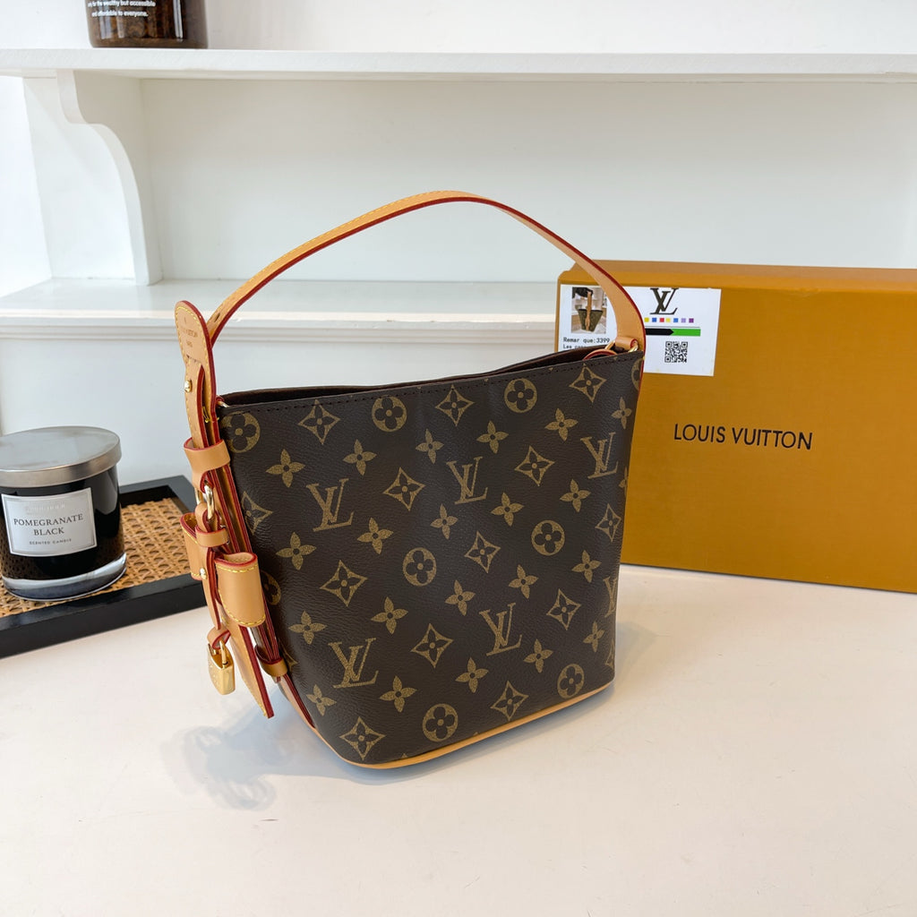 All In Mini Shoulder Bag | Stylish Compact Handbag with Adjustable Strap