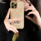 經典卡包皮革 iPhone 保護殼