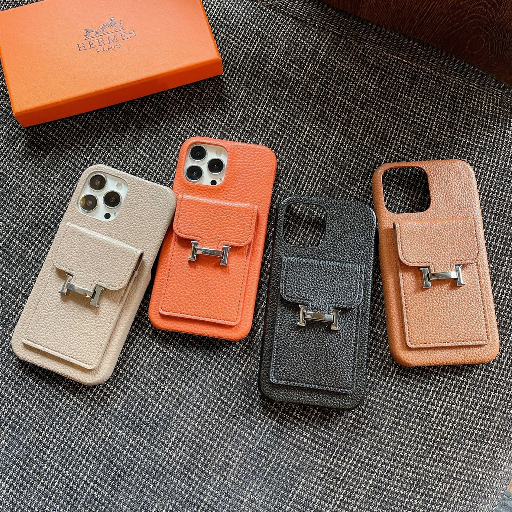 Skórzane etui na iPhone'a z uchwytem na kartę H