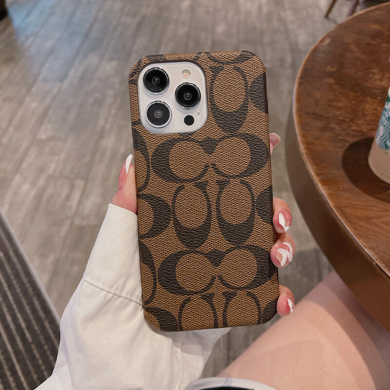 Capa clássica clássica para iPhone marrom -JDK241426