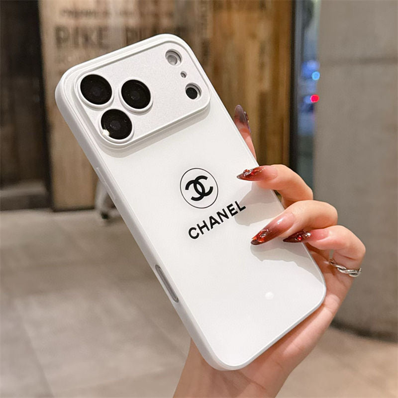 經典簡約奢華 iPhone 手機殼 – 白色亮光版