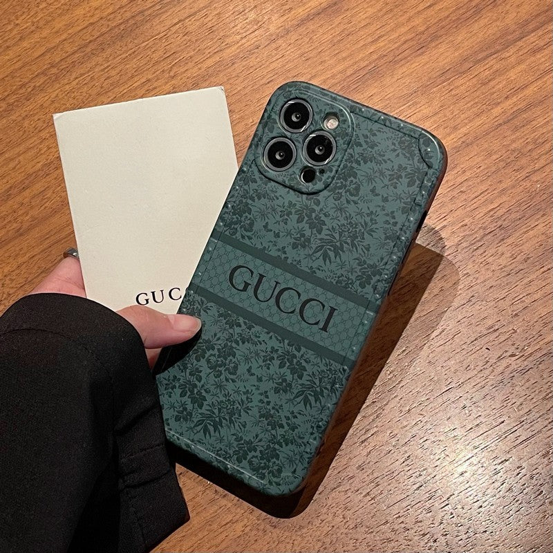 プレミアム グリーン ツリー iPhone ケース