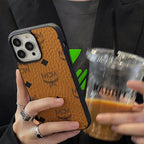 Etui na iPhone'a MCM Żółte-MCK240603