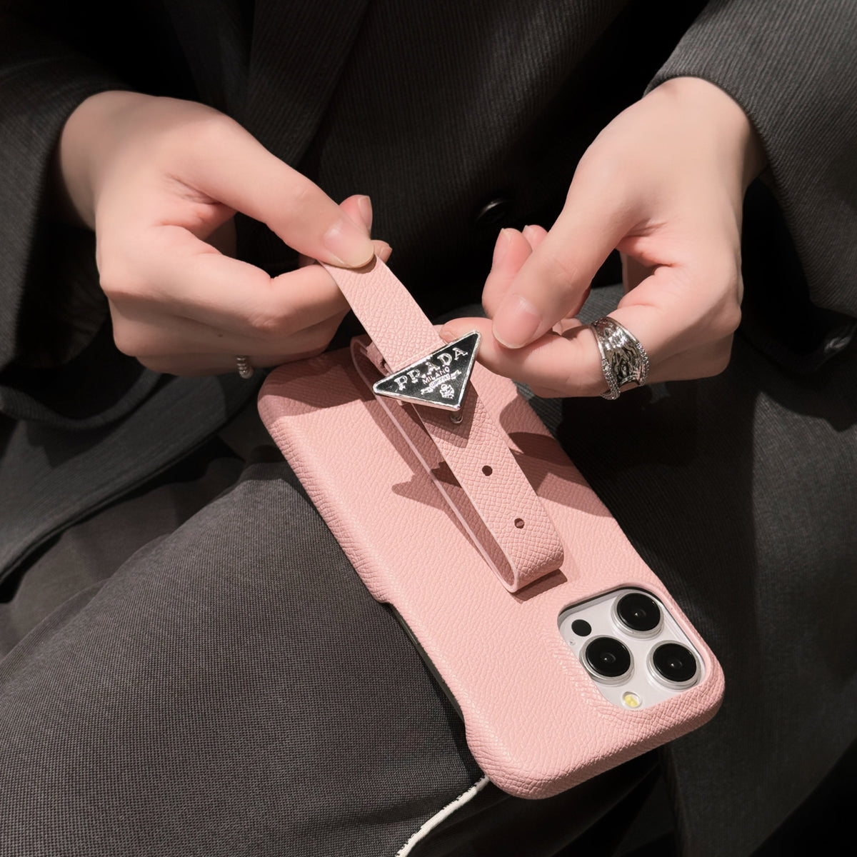 Θήκη iPhone πολυτελείας δερμάτινη λαβή