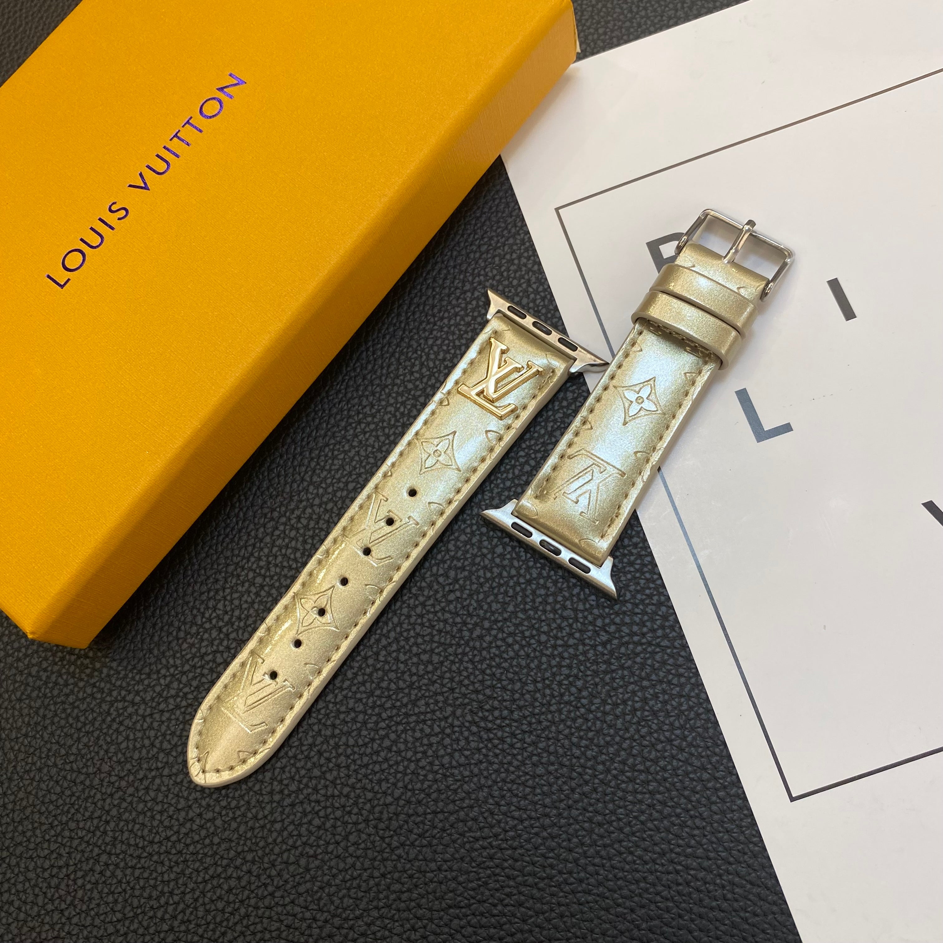 GLOSSY LEATHER APPLE WATCH STRAP LUXURY METAL LOGO