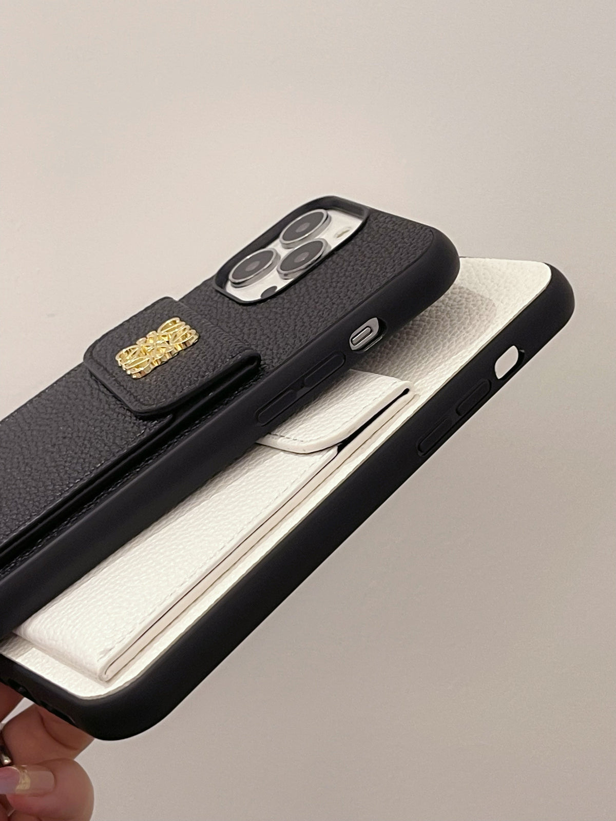 Πολυτελής θήκη για iPhone με θήκη κάρτας Μαύρη-QBK240603