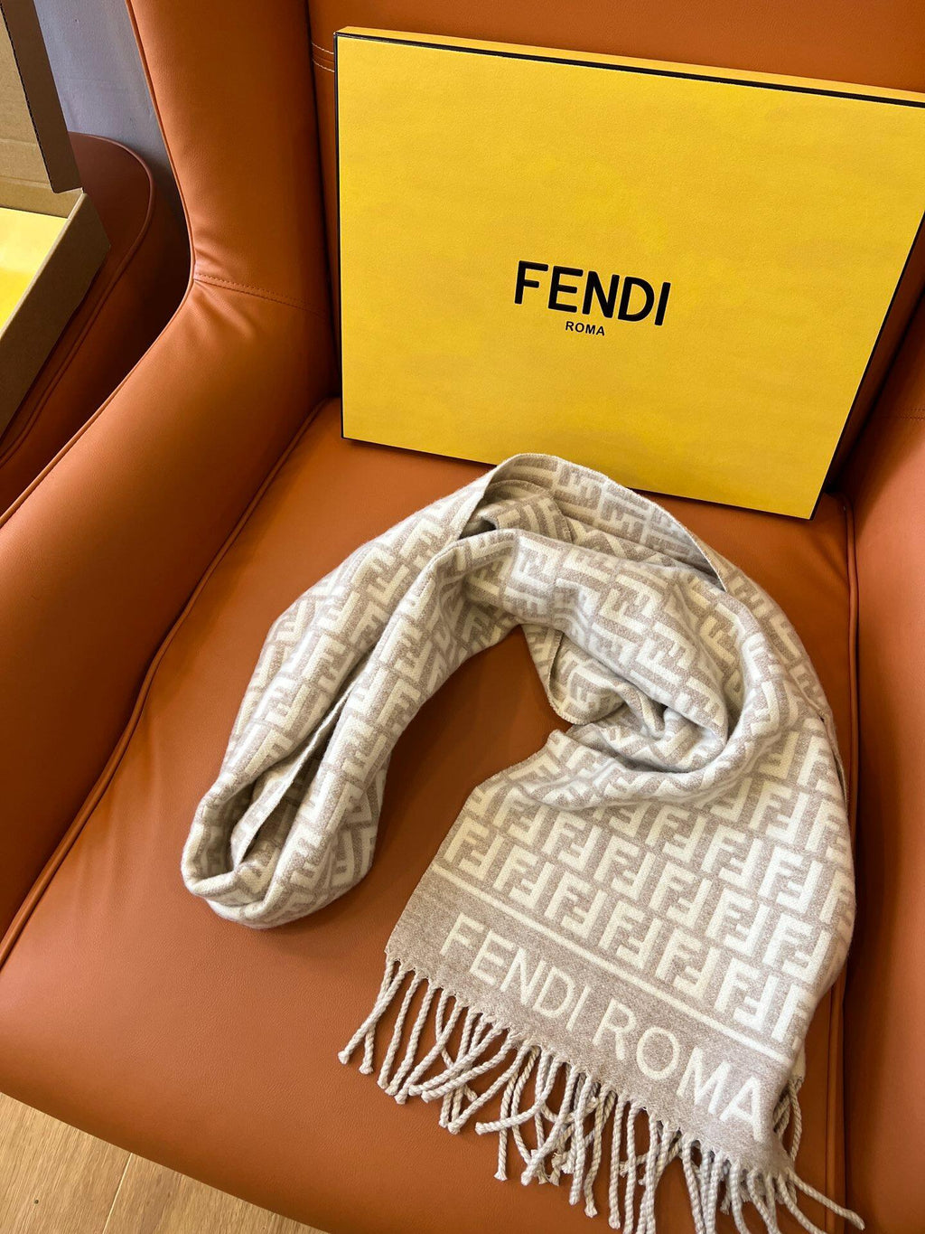 Light-tone geometric-textured knitted scarf, fringed-edge thermal shawl