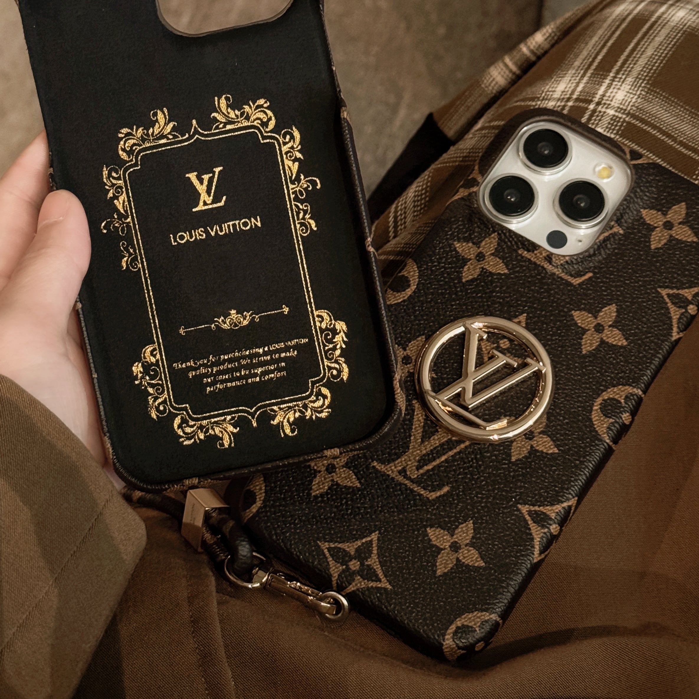 Luxe iPhone-hoesje met kaarthouder en ketting
