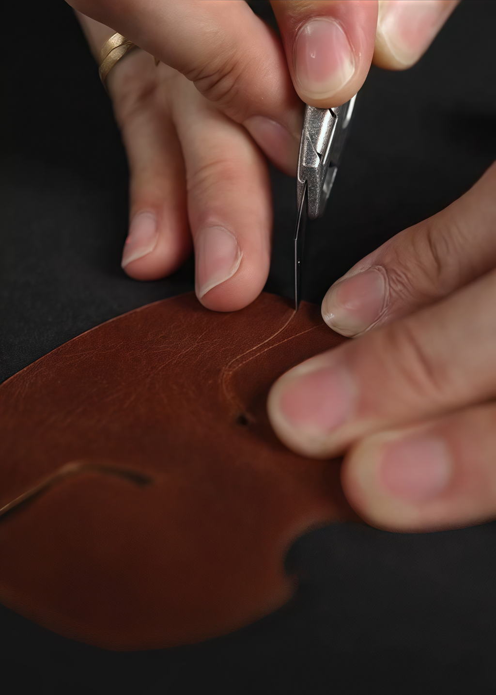 Custodia per AirPods in vera pelle premium con cordino in pelle gratuito