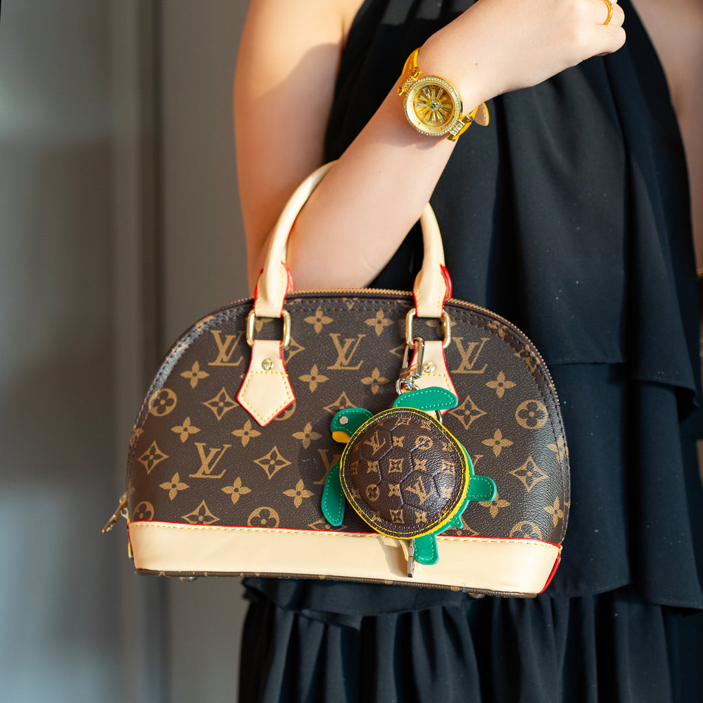 Elegant Top‑Handle Crossbody Bag