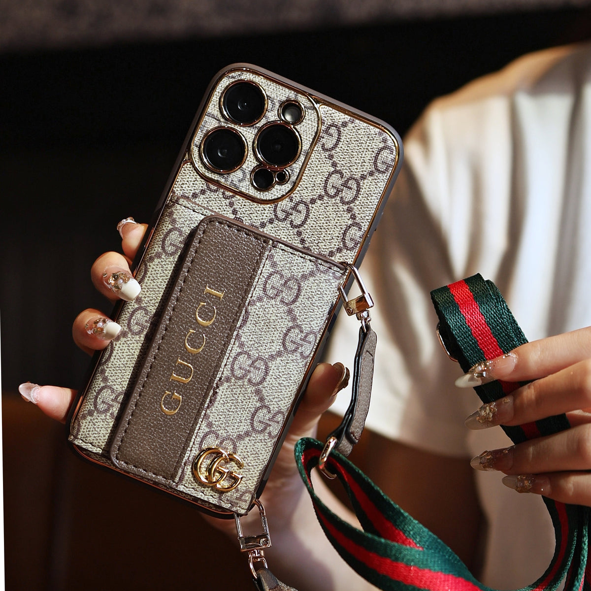 Luxe geavanceerde leren iPhone-hoes met kaarthouder & riem