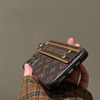 Luxuriöse iPhone-Hülle mit braunem Armband