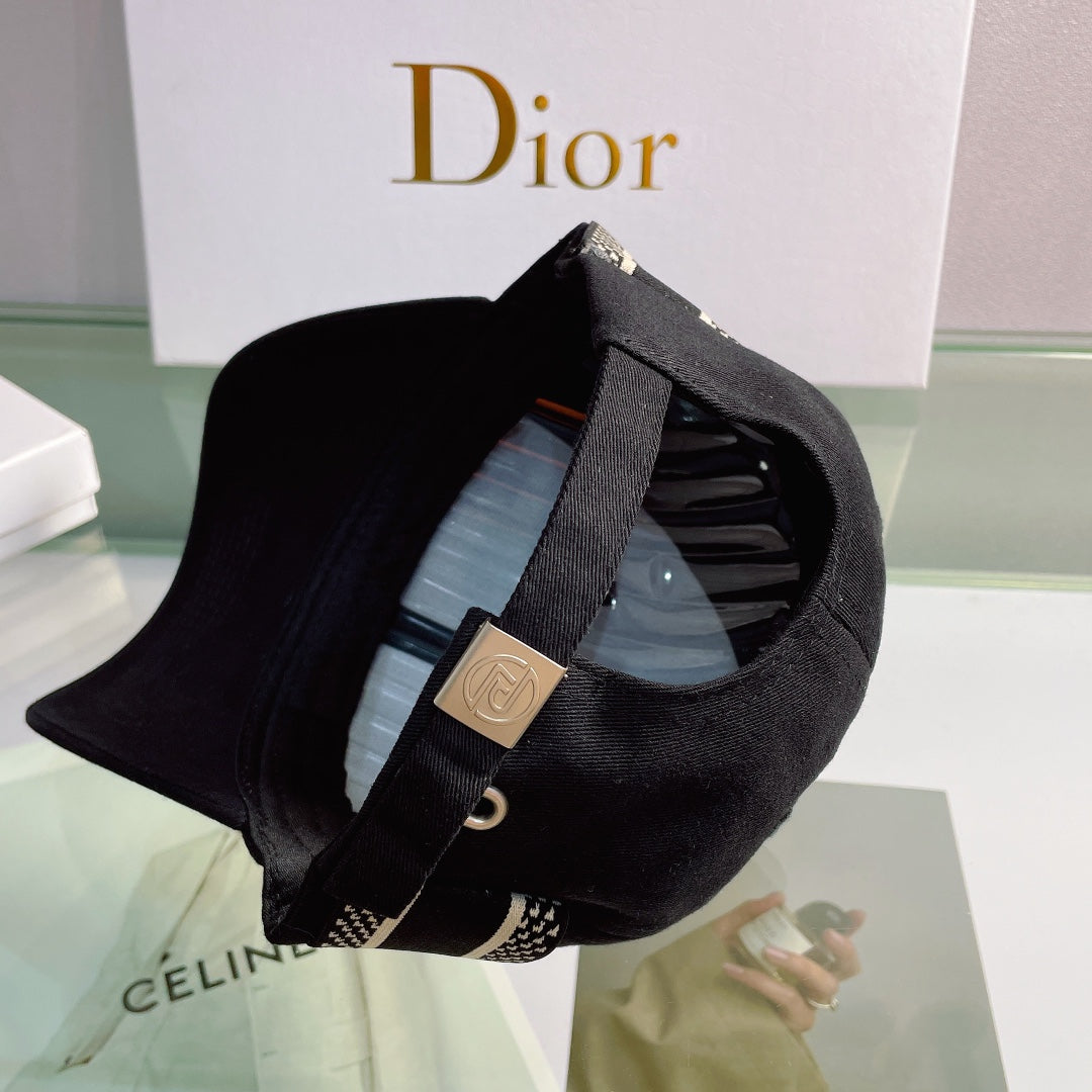 ClassicVintage Oblique Web Baseball Cap