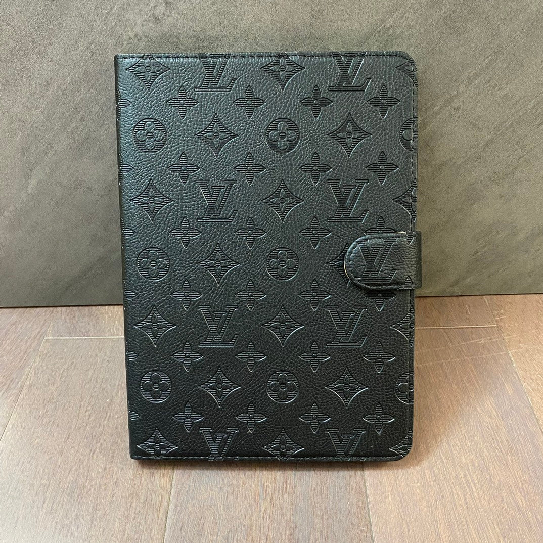 3D dombornyomott vászon monogram tok Apple iPad kihajtható fedél állvány funkcióval
