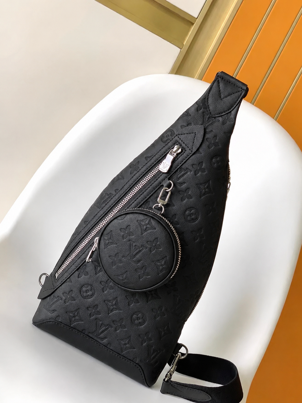 Minimalist Detachable Pouch Crossbody Chest Bag