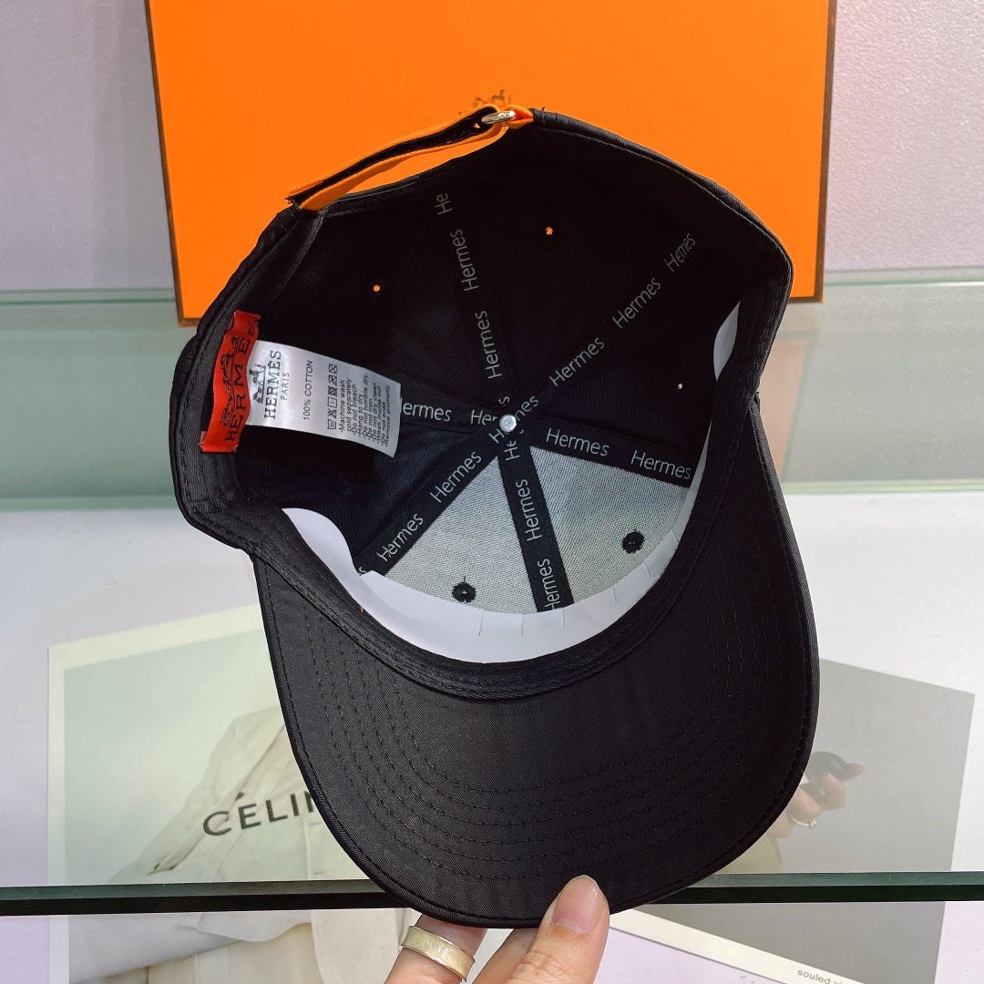 H Embroidered Cotton Baseball Cap