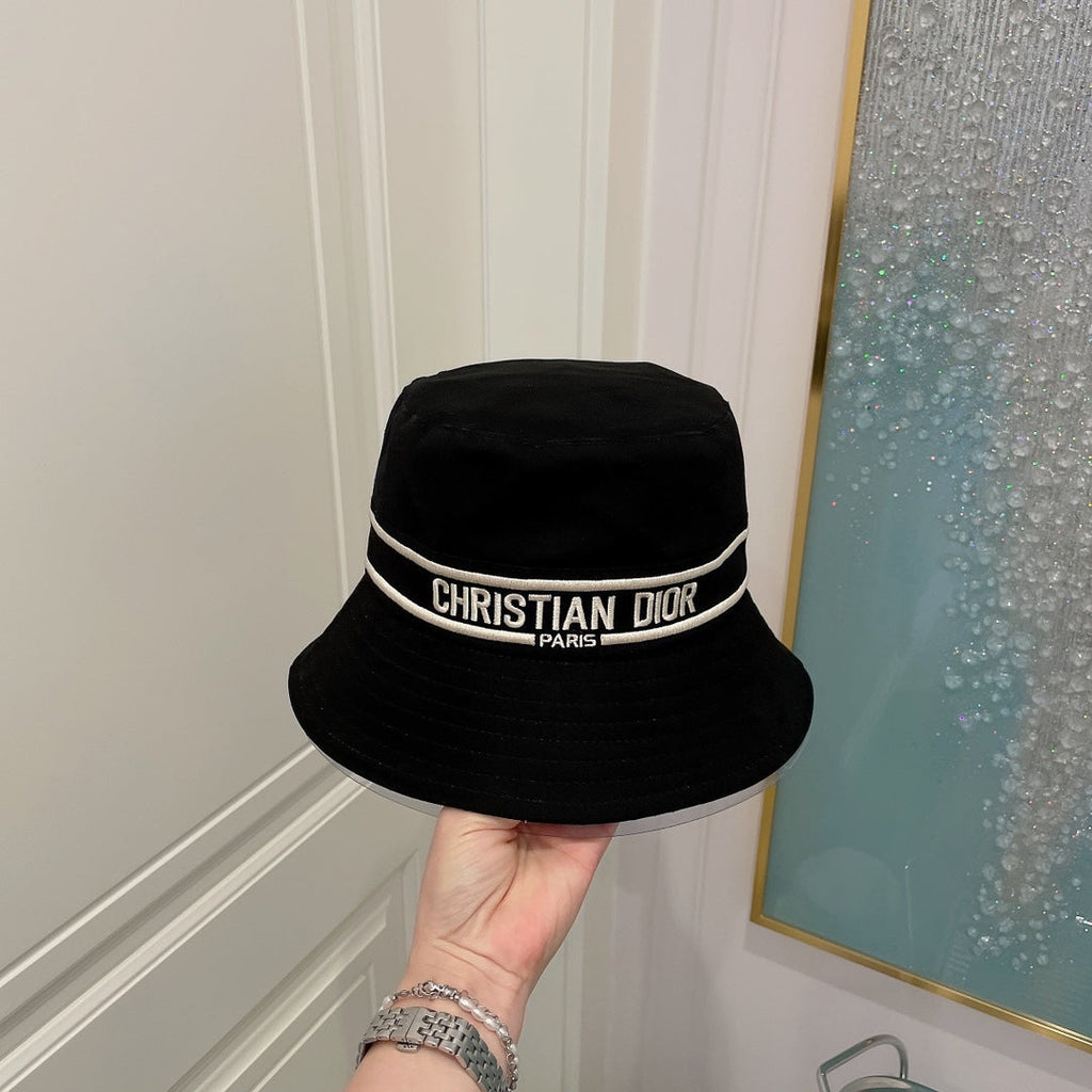 Classic Vintage Embroidered Webbing Bucket Hat