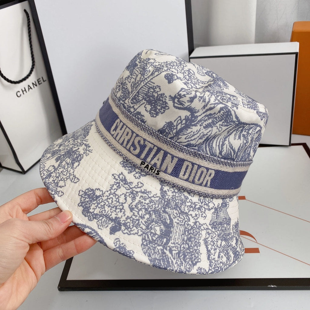 Classic Vintage Embroidered Webbing Pattern Bucket Hat