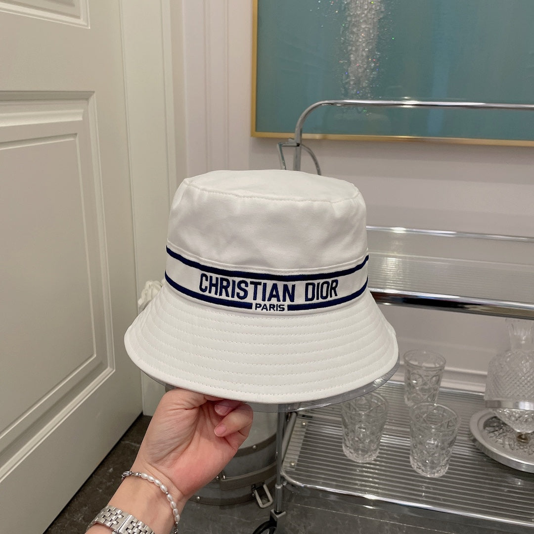 Classic Vintage Embroidered Webbing Bucket Hat