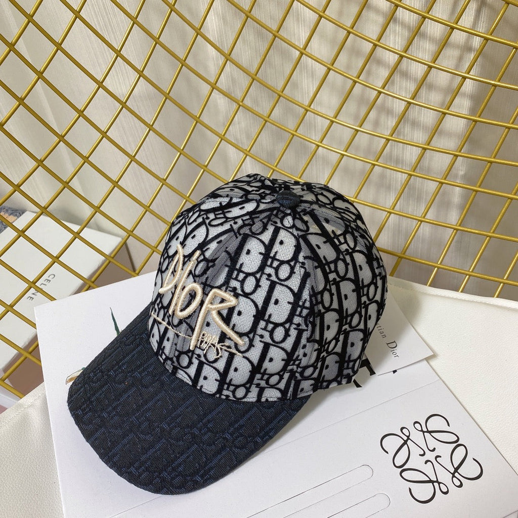 Classic Vintage Embroidered Mesh Baseball Cap