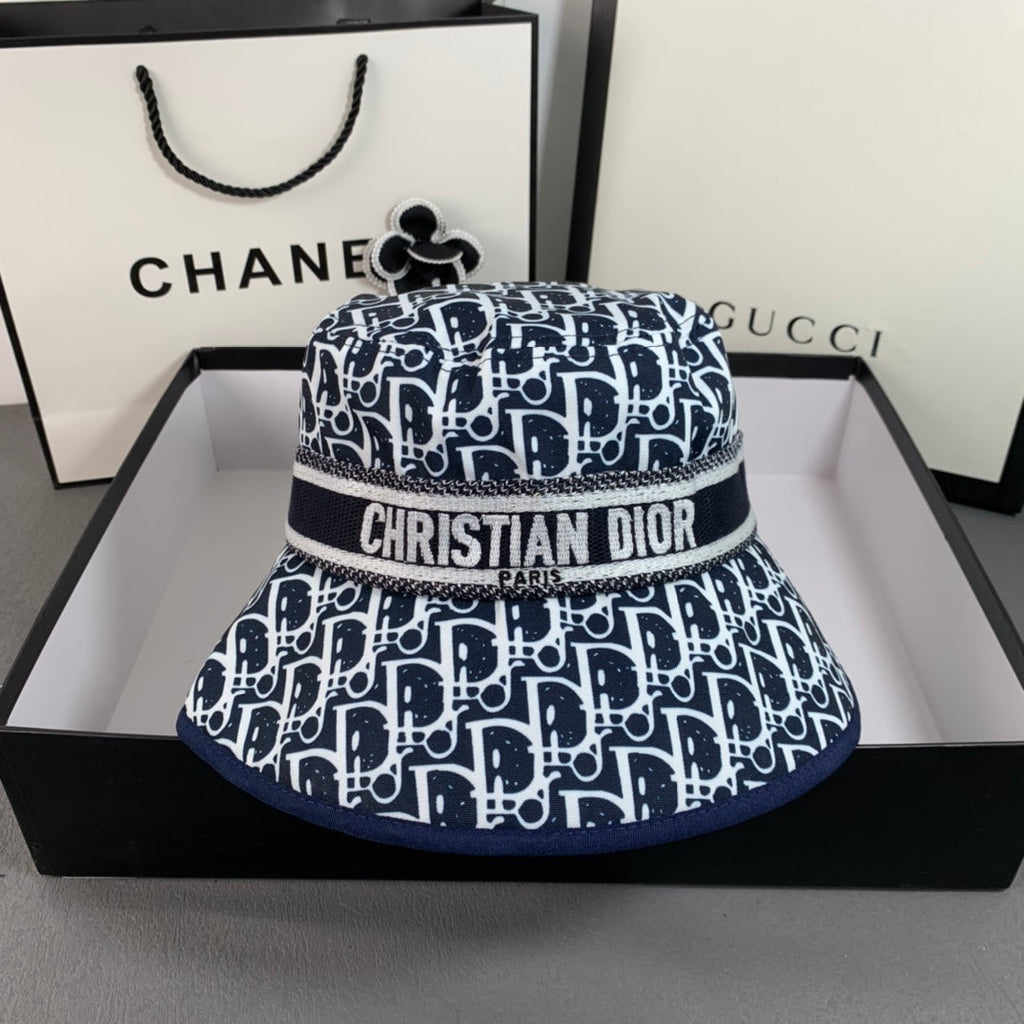 Classic Vintage Embroidered Webbing Bucket Hat