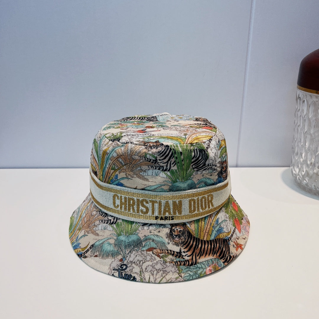 ClassicVintage Jungle Tiger Bucket Hat